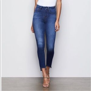The Good American Good Waist High Waist Step Hem Skinny Jeans